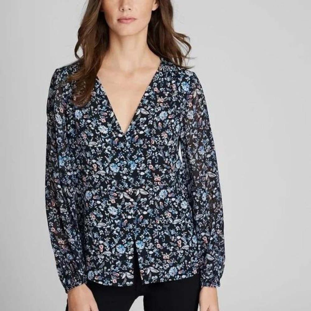 Club Monaco Printed Silk Button Detail Blouse Blue Floral V-Neck‎ size medium
